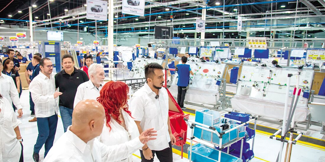 La gobernadora , en la apertura de la empresa Cews-Campeche, en julio de 2024.