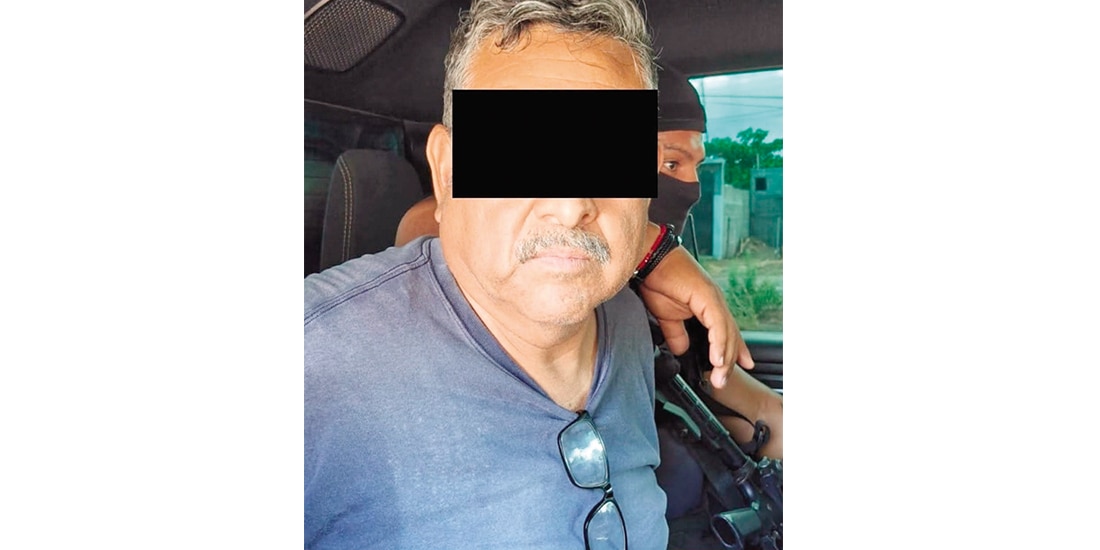 EL EXMANDO policiaco detenido ayer, cuya imagen fue expuesta públicamente por la Fiscalía General de Oaxaca.