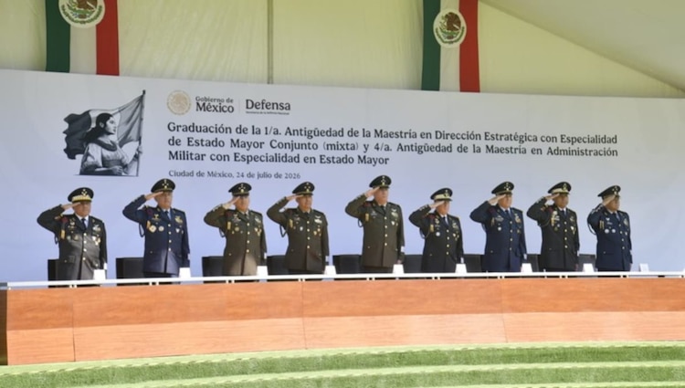 Escuela Superior de Guerra gradúa 98 militares para seguridad en CDMX.