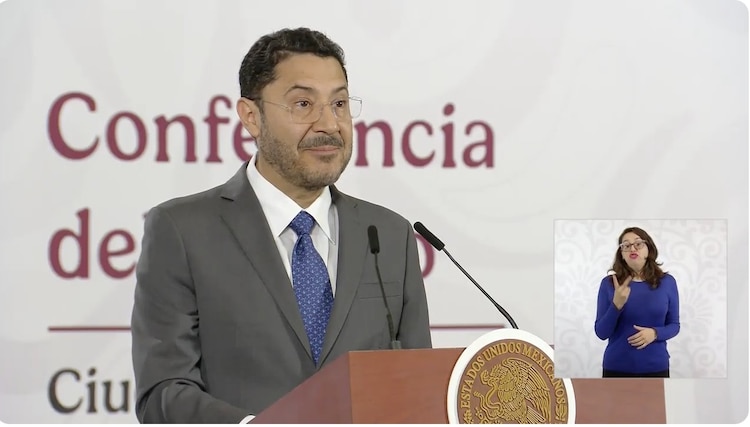 Martí Batres, director del ISSSTE, destaca el aumento de 50% en trasplantes y anuncia la creación del Centro Nacional coordinador del programa.