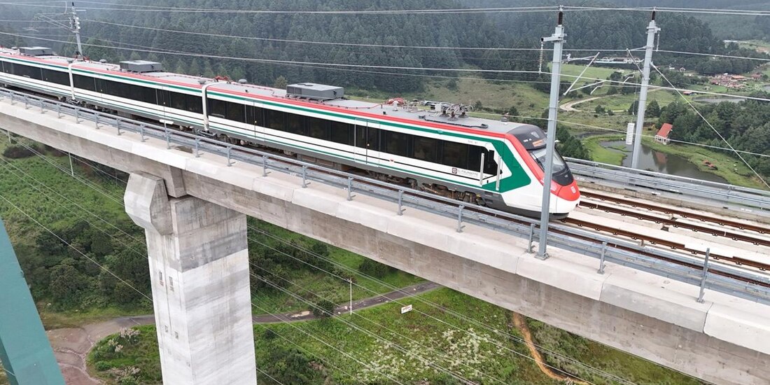 Tren “El Insurgente” México Toluca.