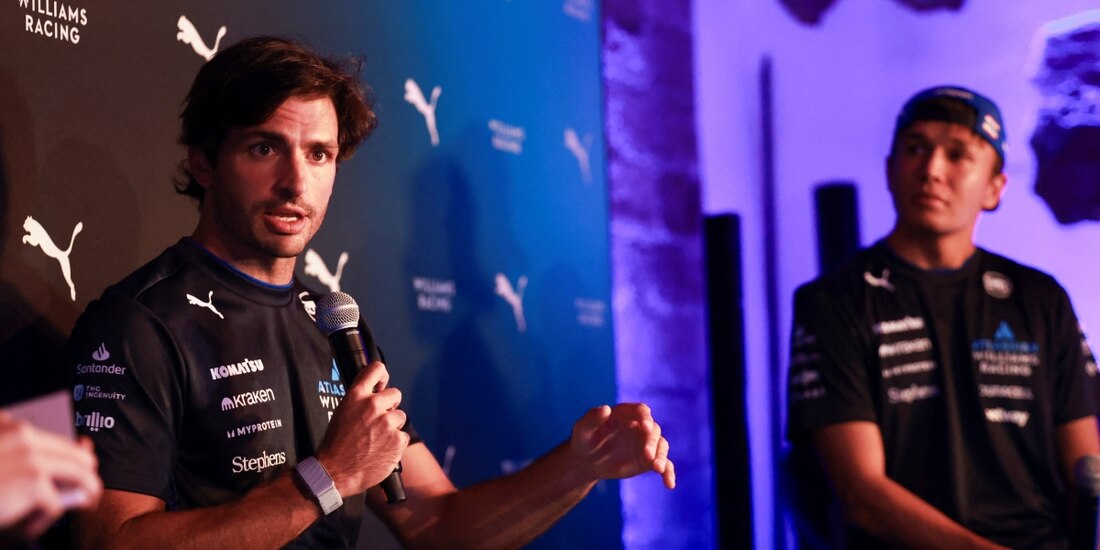 Carlos Sainz habla en un evento de Williams de cara al Gran Premio de México de F1.