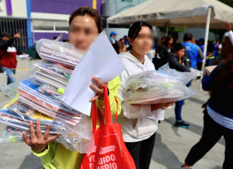 Coyoacán impulsa educación y salud para estudiantes