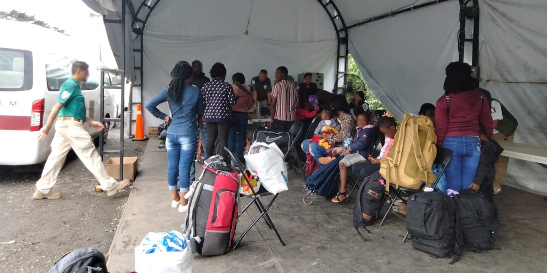 Las acciones de rescate humanitario se llevaron a cabo principalmente en las carreteras de los municipios de Acayucan y Cosamaloapan.