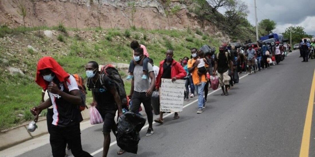 Salieron en caravana la mañana de ayer.