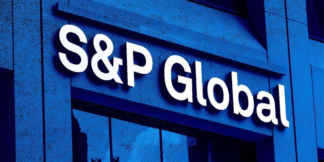 S&P Global, calificadora extranjera.