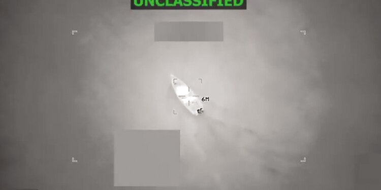 Embarcación atacada la noche del jueves, en el Caribe.