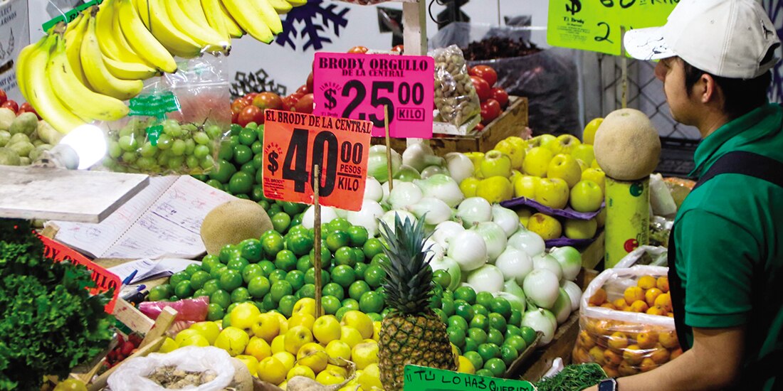 La Alianza Nacional de Pequeños Comerciantes (Anpec) reveló que la canasta básica se ubica en los dos mil 117.86 pesos para una familia de cuatro personas, en julio 2026.