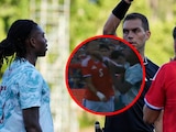 Rafael Leão golpea a un jugador de Chile en un partido amistoso