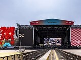 Uno de los escenarios del Vive Latino 2024, previo a la apertura.