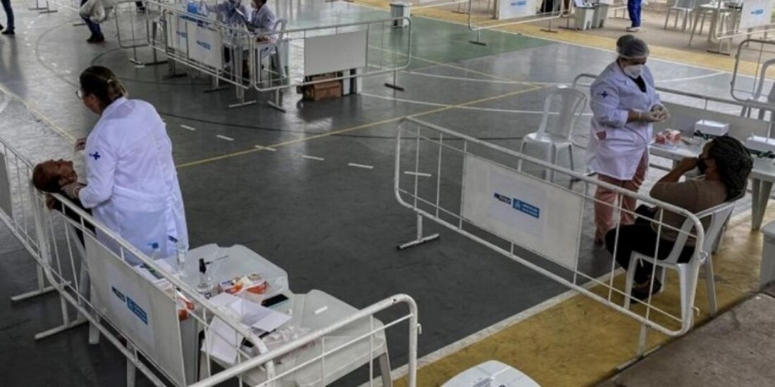 Brasil rompió récord de contagios COVID-19 diarios.