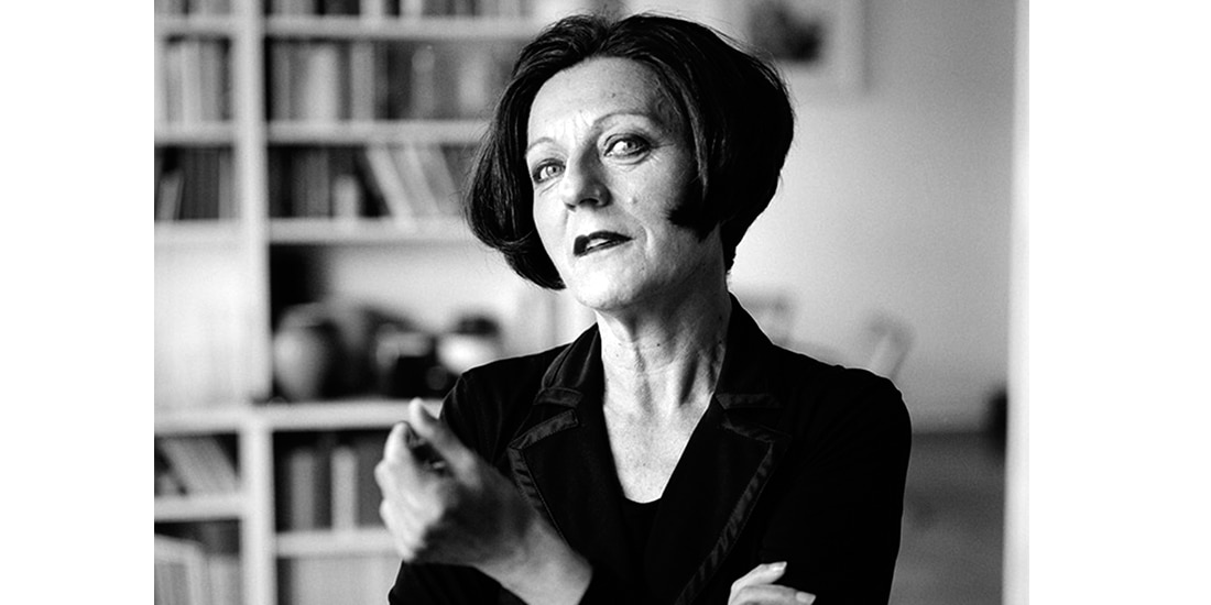 Marcada por la persecución del régimen de Ceaușescu y el exilio, Müller convirtió la memoria en una trinchera poética.