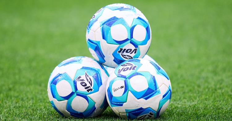 Progol es una quiniela de nueve partidos de futbol nacional e internacional.