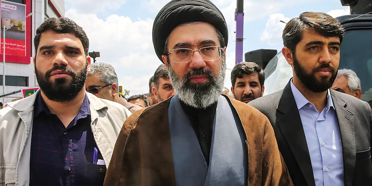 El nuevo líder supremo de Irán, Mojtaba Jamenei, en una foto de archivo.