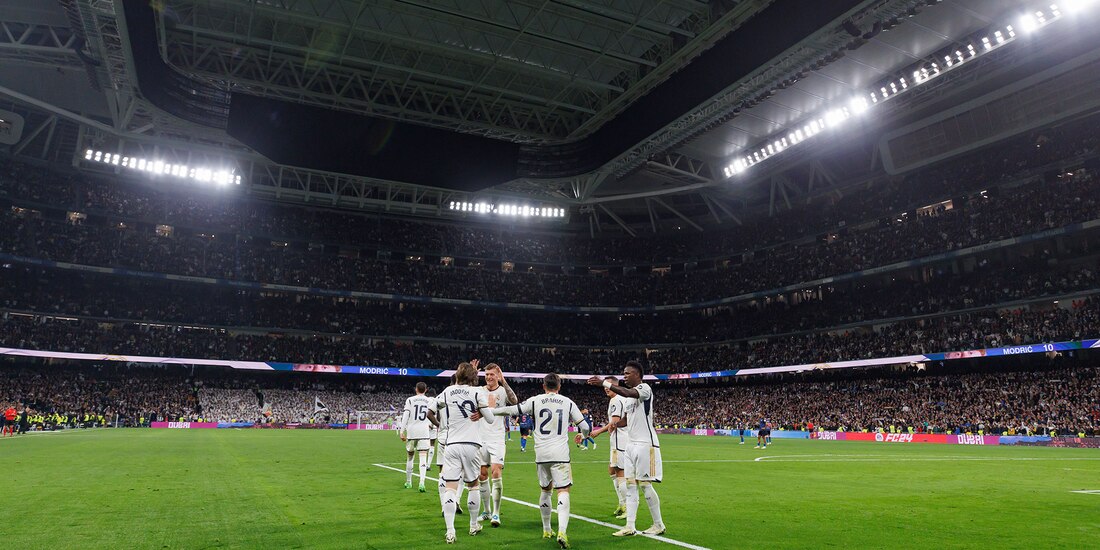 Jugadores del Real Madrid celebran un gol en la presente temporada.