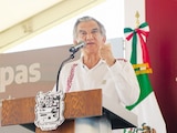 El gobernador de Tamaulipas, ayer, durante la entrega de instalaciones.