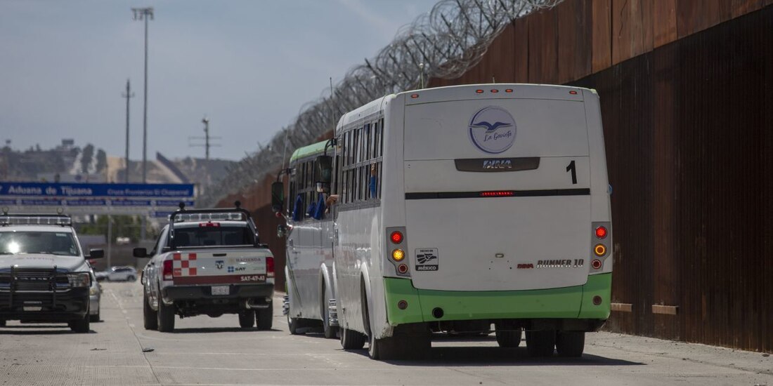 En enero de 2022, las personas que viajen a Estados Unidos por actividades necesarias, también tendrán que estar vacunados en su totalidad.