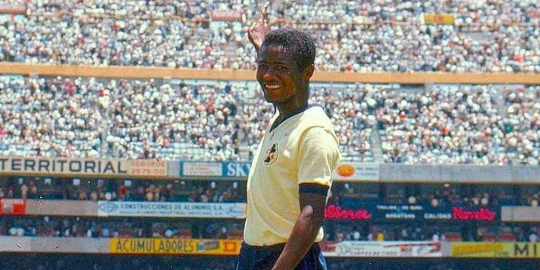 Arlindo Dos Santos es el autor del primer gol en la historia del Estadio Azteca