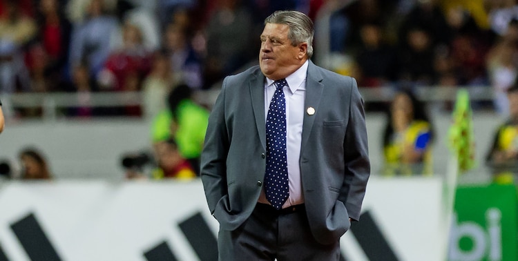 Miguel Herrera cuando dirigía a Costa Rica