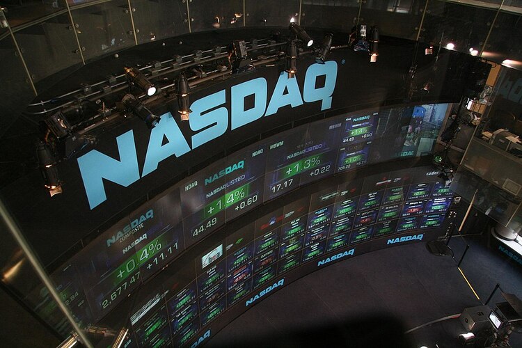 Nasdaq entró en operaciones un día como hoy