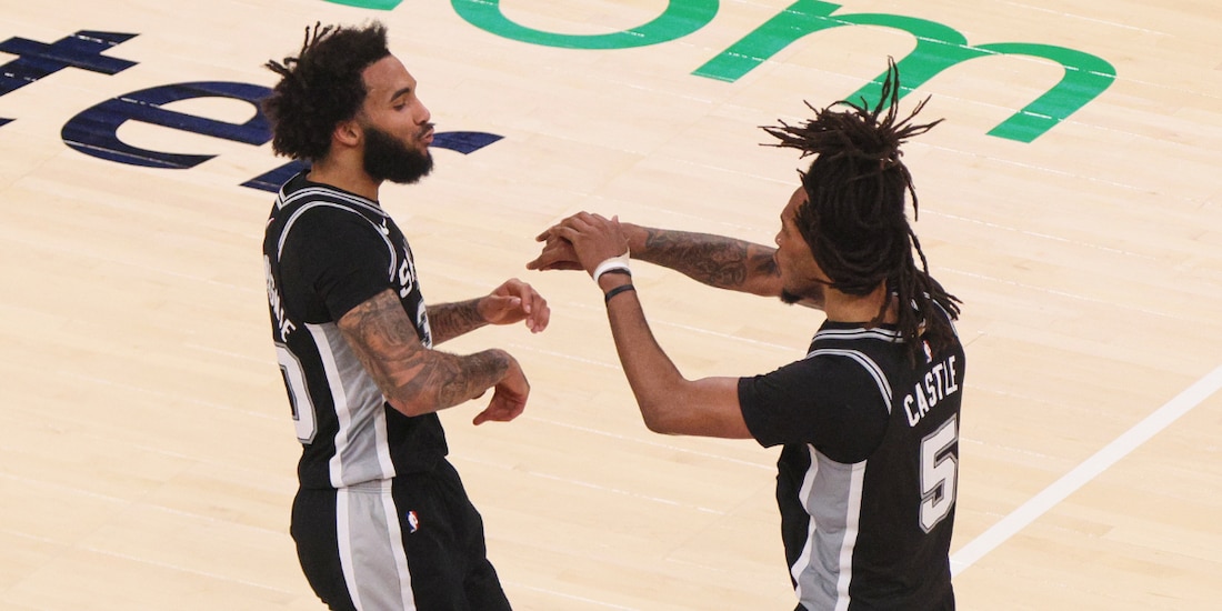 Los San Antonio Spurs vencieron a Oklahoma City Thunder para clasificar a las Finales de la NBA.