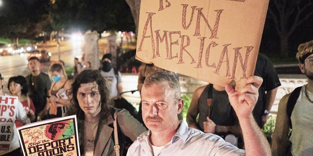 Manifestantes se congregan el pasado 21 de septiembre en respuesta al tiroteo en el que murió el venezolano Wilber Rafael “N” en su auto, en manos del ICE, el día anterior en Texas.