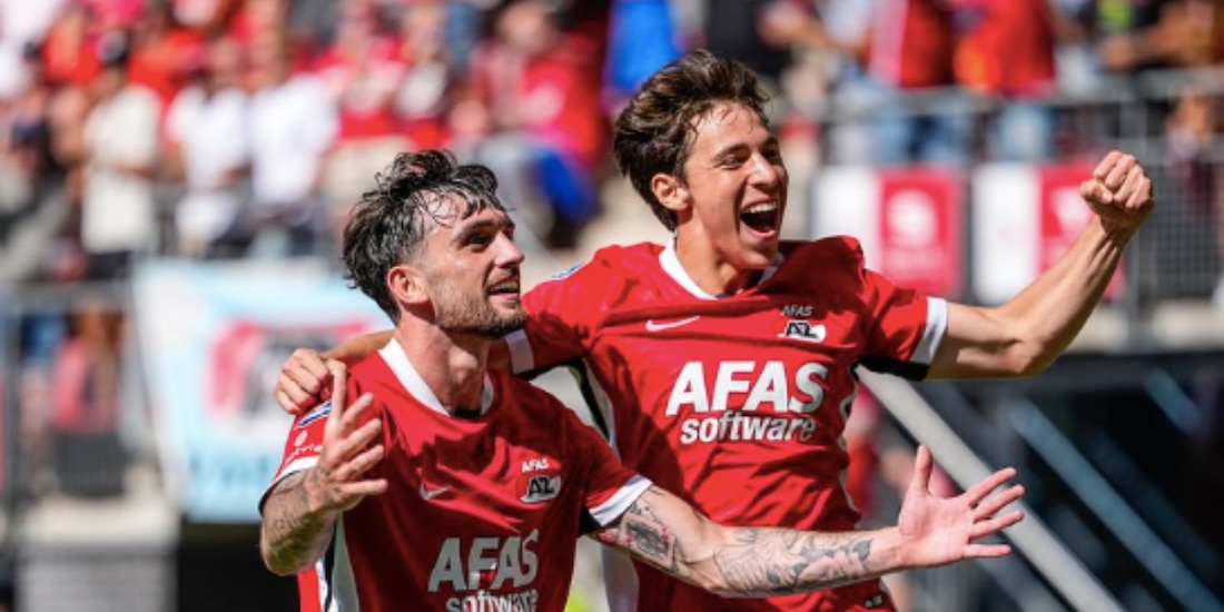 Mateo Chávez ganó su primer título en Europa con el AZ Alkmaar.
