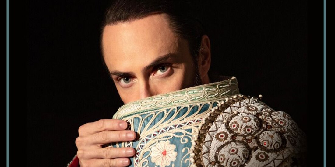 Jay de la Cueva estrena “Tokyo”.