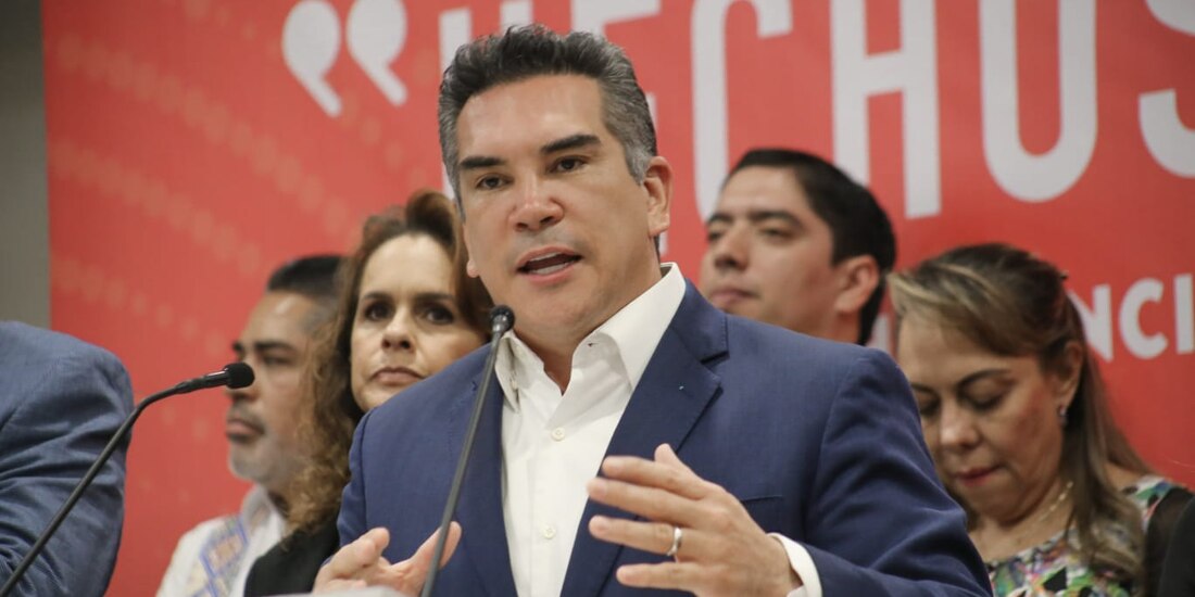 Manlio Fabio Beltrones y otros 200 militantes del PRI cierran filas para impedir albazo de “Alito” Moreno.