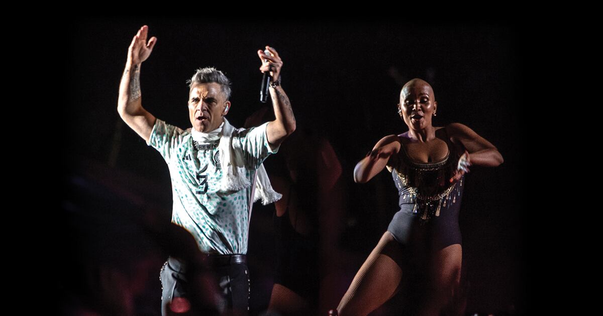 Robbie Williams hace de show su terapia en el Tecate Emblema - La Razón ...