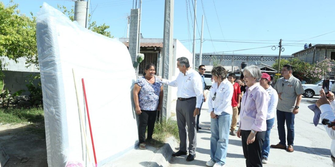 El gobernador Américo Villarreal y la presidenta del DIF Tamaulipas, María de Villarreal.