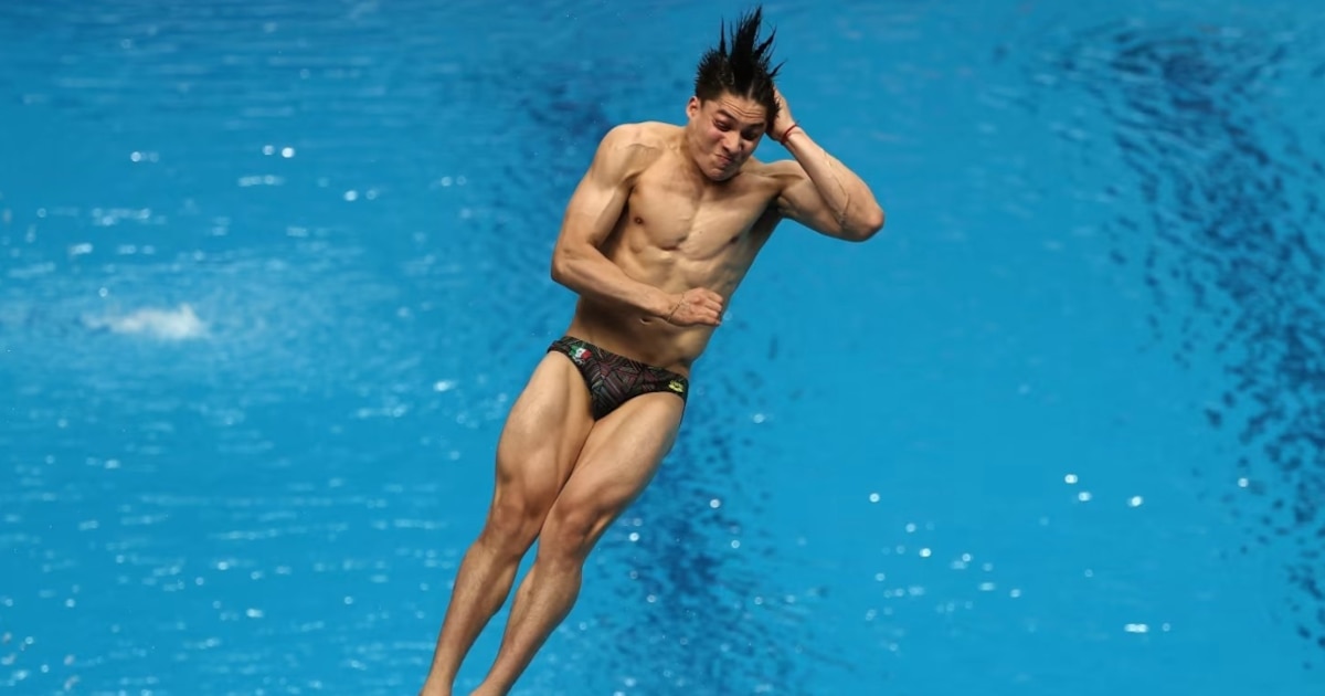 Osmar Olvera es campeón centroamericano en Santo Domingo 2026; Juan Celaya se queda con el bronce en trampolín de un metro