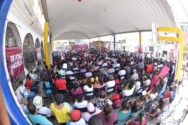 Durante el encuentro masivo se destacaron propuestas para impulsar la agroindustria y la ganadería en Guerrero.