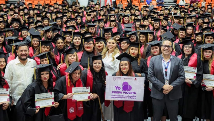 A 5 años de gestión, Marina del Pilar respalda a 100 mil mujeres con la Tarjeta Violeta, capacitando al trabajo y blindando la salud preventiva.