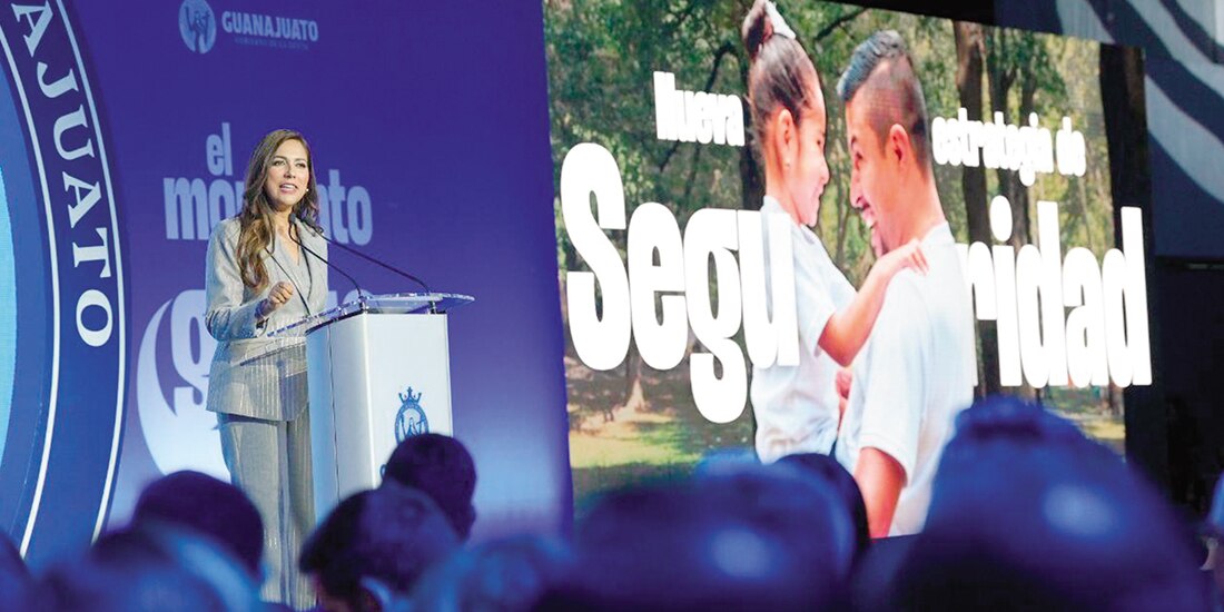 La gobernadora de Guanajuato, Libia Dennise García, ayer, al presentar el balance de sus proyectos.