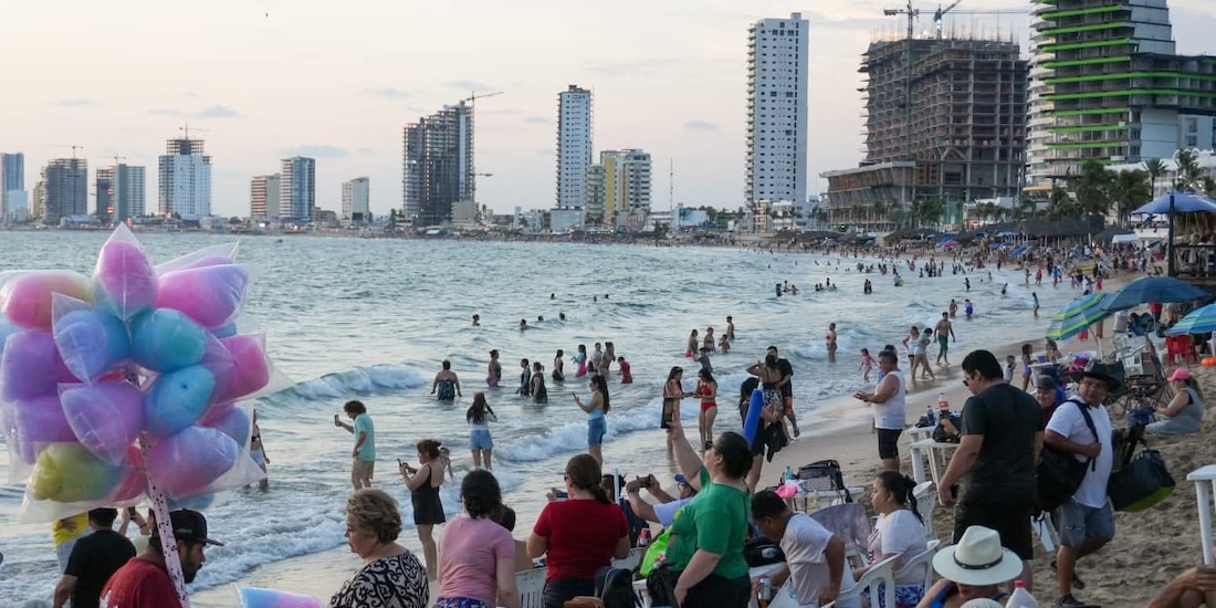 Presencia de los visitantes internacionales reactiva la economía local.