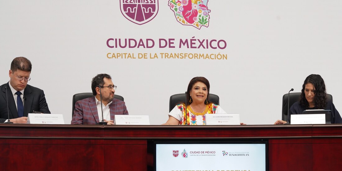 Autoridades de la Ciudad de México en conferencia de prensa.
