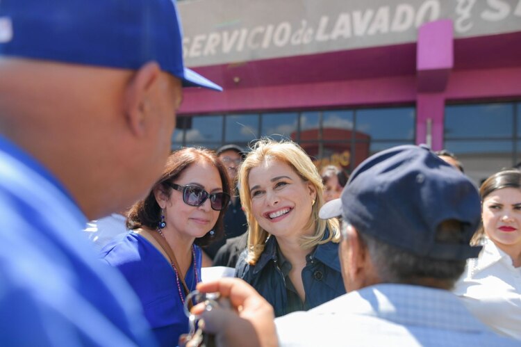 Maru Campos da banderazo a obras que cambiarán el corazón de Meoqui.