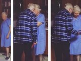 Abuelito se vuelve viral en TikTok por acto romántico con su esposa.