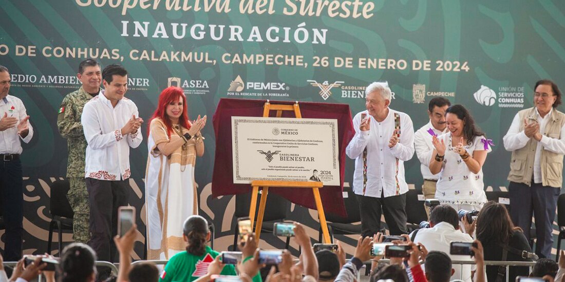 El presidente inauguró la primera Gasolinera Bienestar en Campeche, ayer.