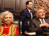 Adán Augusto López entrega la medalla Belisario Domínguez a Elena Poniatowska.