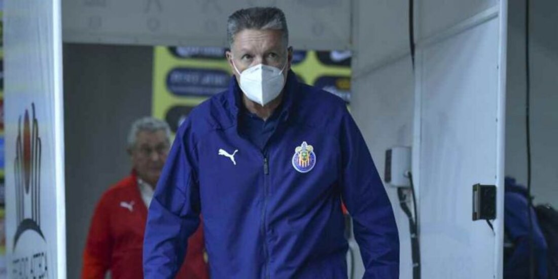 Ricardo Peláez, director deportivo de Chivas, previo a un partido de Liga MX de los rojiblancos.