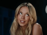 Critican a Sydney Sweeney por polémica campaña donde aparece sin ropa