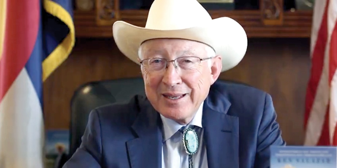 El exembajador de EU en México, Ken Salazar, ayer, en un videomensaje.
