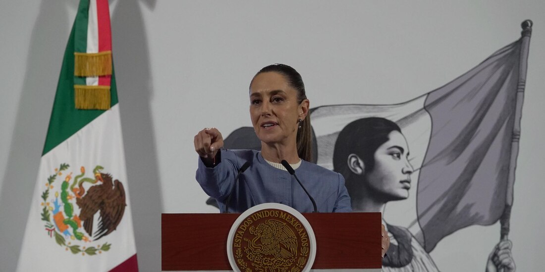 Claudia Sheinbaum, presidenta de México, durante la Conferencia del Pueblo desde el Salón Tesorería de Palacio Nacional.