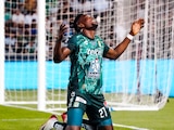 Diber Cambindo celebra uno de sus goles en el triunfo de León sobre Real Salt Lake.
