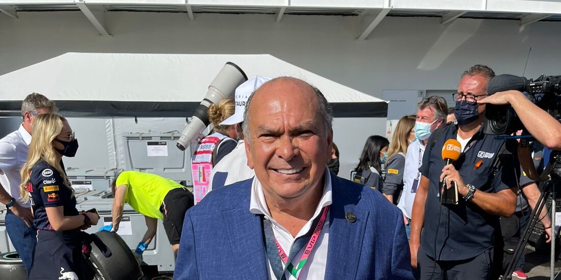 Antonio Pérez, padre de Checo Pérez, después del Gran Premio de México de Fórmula 1.