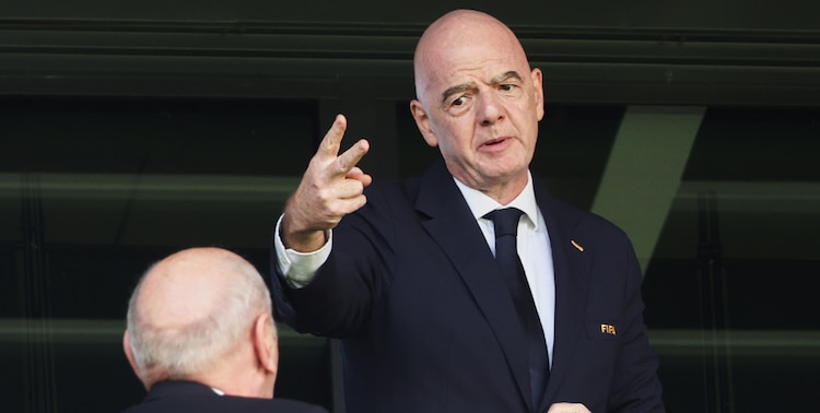 Gianni Infantino en la inauguración del Mundial Femenil Sub-20.