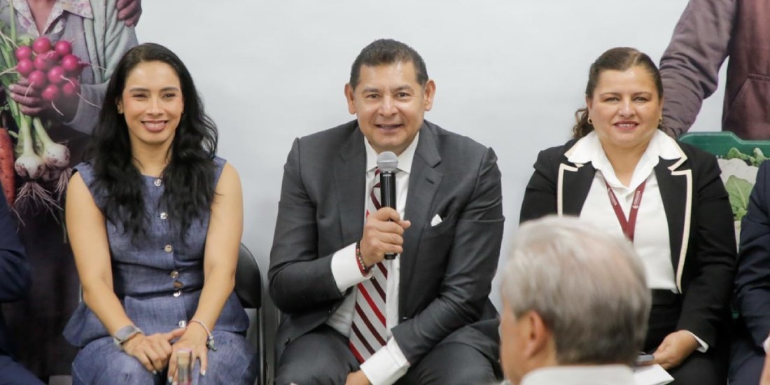 Puebla recibe a Perú y España en partido amistoso rumbo al Mundial 2026, destaca Alejandro Armenta.