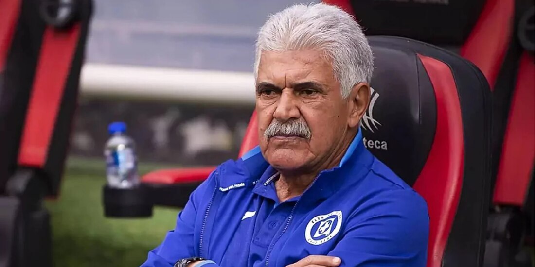 Ricado "Tuca" Ferretti explota contra la Selección Mexicana